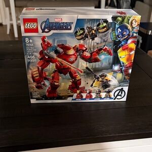 LEGO Avengers Iron Man Mech Armor Set - Red and Gold